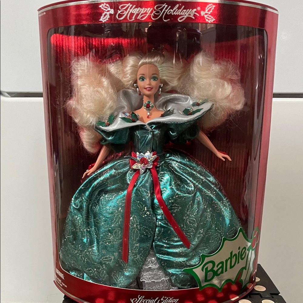 Barbie Festive Glamour Doll in Green and Silver